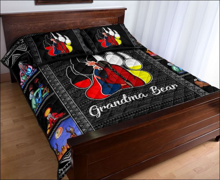 Grandma bear quilt