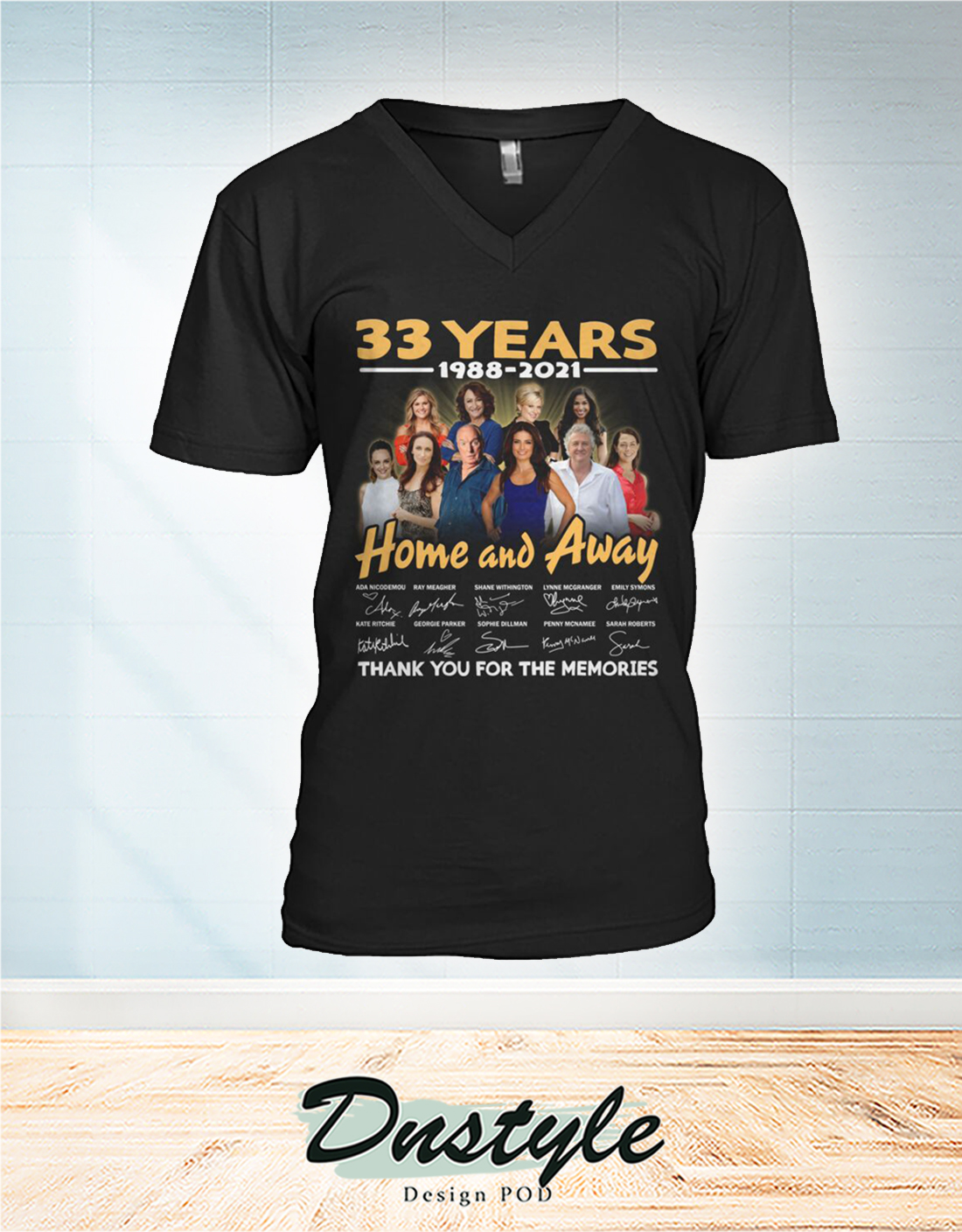 Home and away 33 years thank you for the memories v-neck