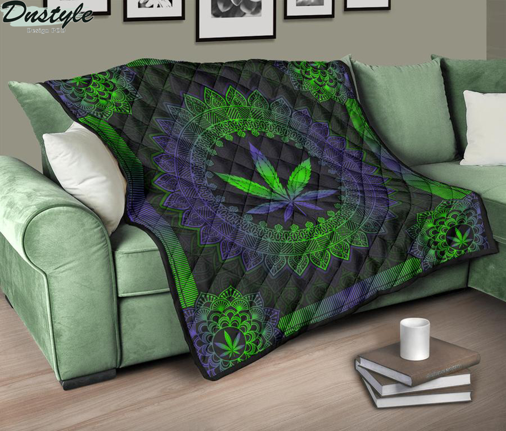 Mandala Leaf Premium Blanket Quilt